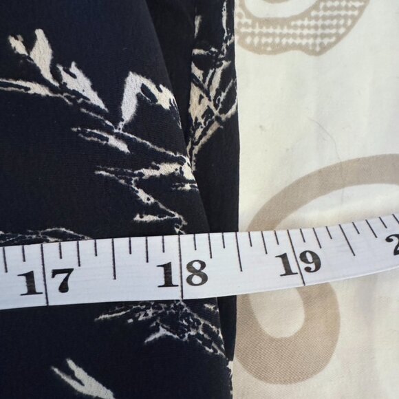 Black with Cream Plant Print Blouse - Picture 11 of 12